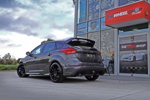 FORD FOCUS RS WITH 19 INCH KOYA SF11 WHEELS |  | FORD