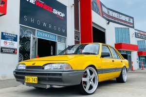 VL TURBO WITH SIMMONS FR1 WHEELS  |  | HOLDEN