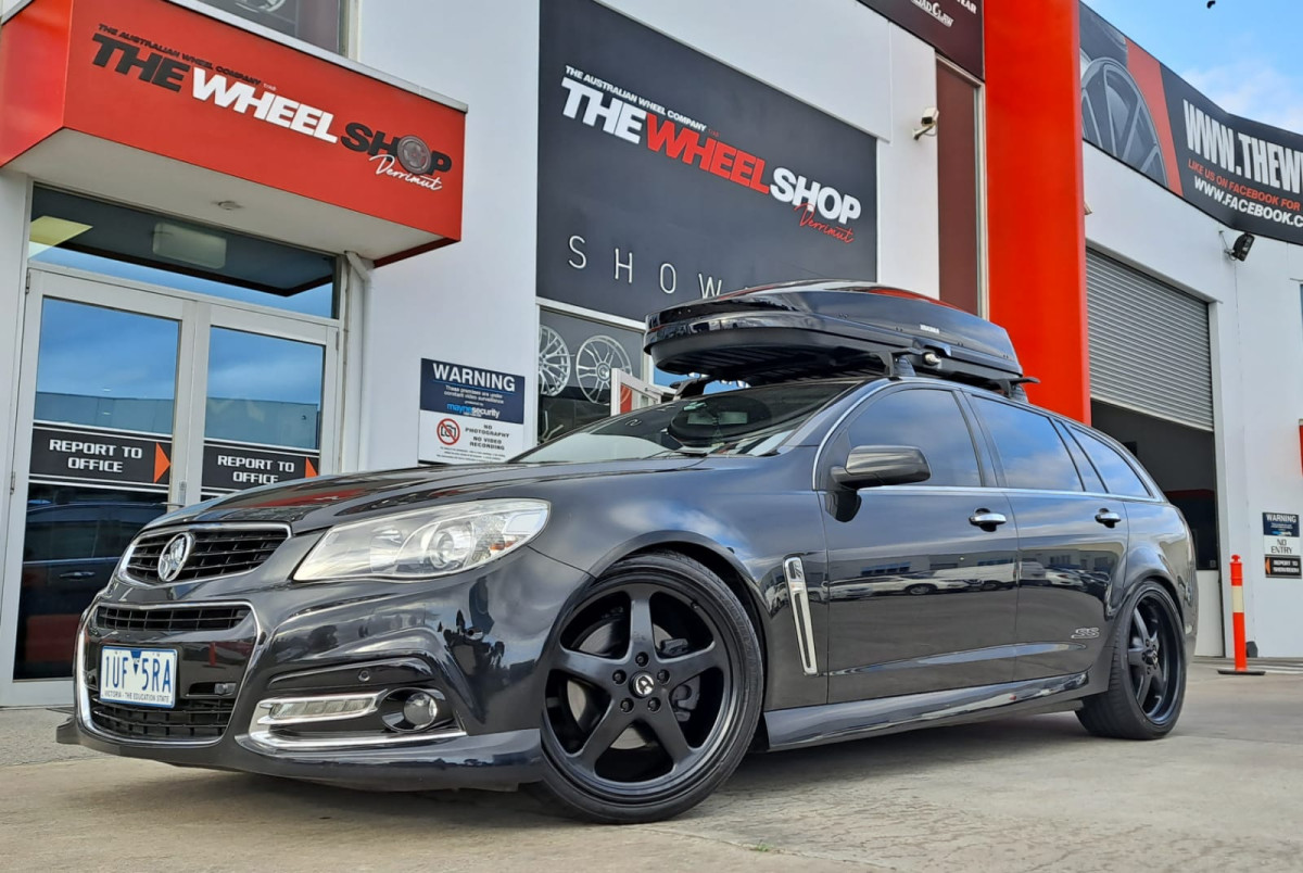HOLDEN UTE WITH WALKY STYLE WHEELS |  | HOLDEN