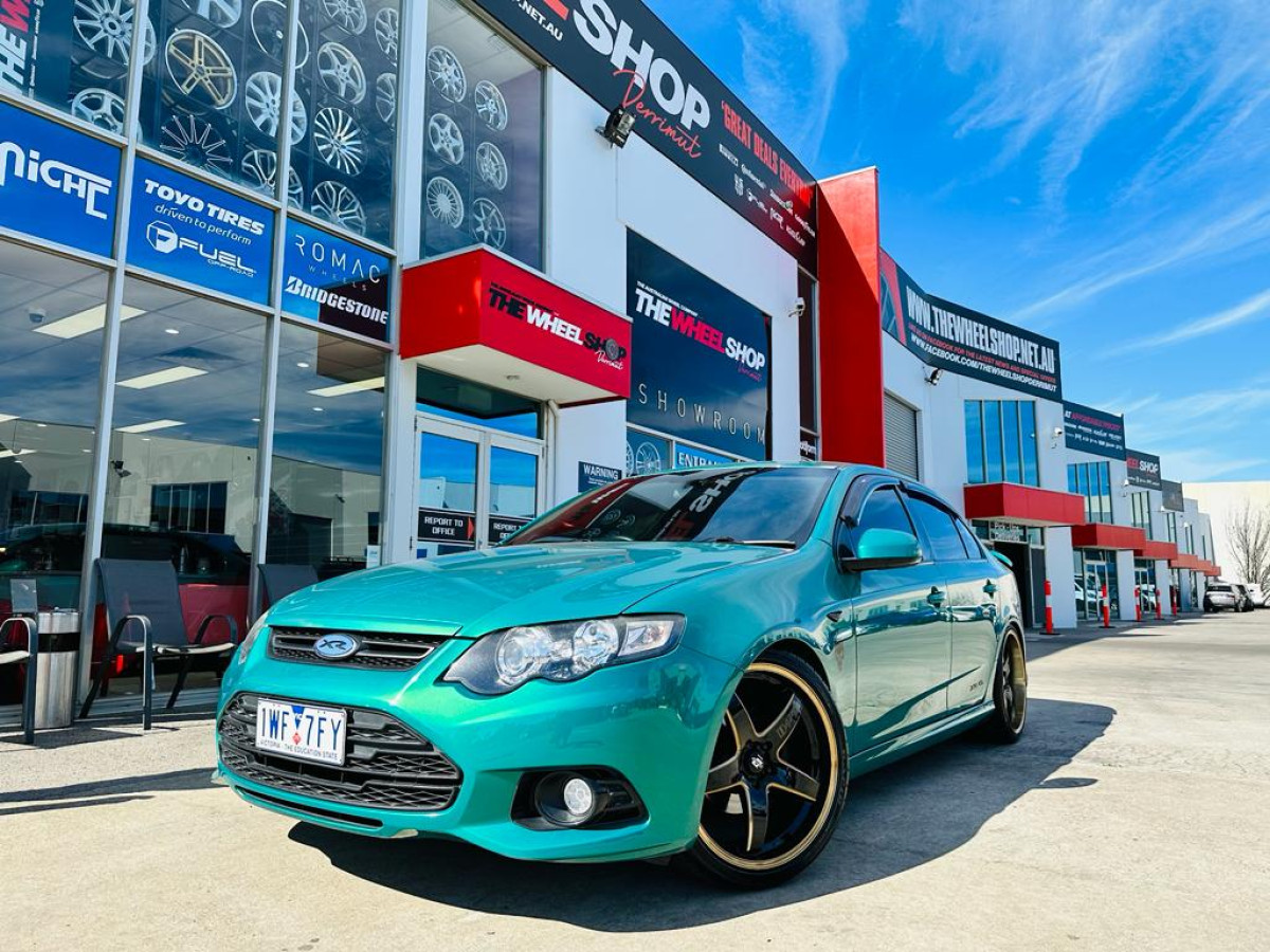 FORD FALCON WITH LENSO WHEELS |  | FORD 