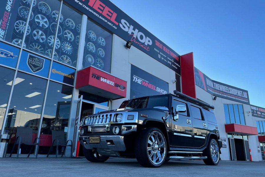 HUMMER H2 WITH 24 INCH CHROME WHEELS  |  | CHEVY