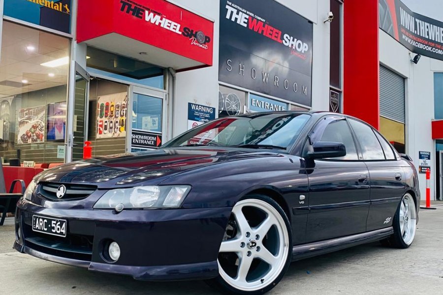 HOLDEN COMMODORE WITH WALKINSHAW STYLE WHEELS  |  | Holden 