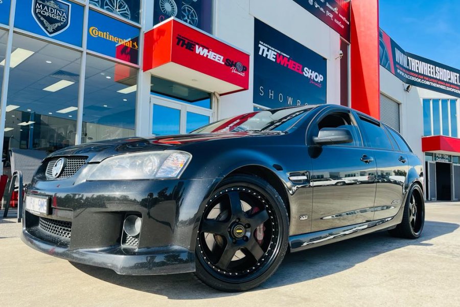 HOLDEN VE WAGON WITH SIMMONS FR WHEELS  |  | HOLDEN