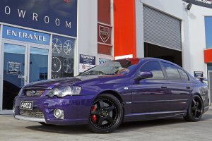 FORD FPV WITH 19 INCH SIMMONS FR1 WHEELS |  | FORD